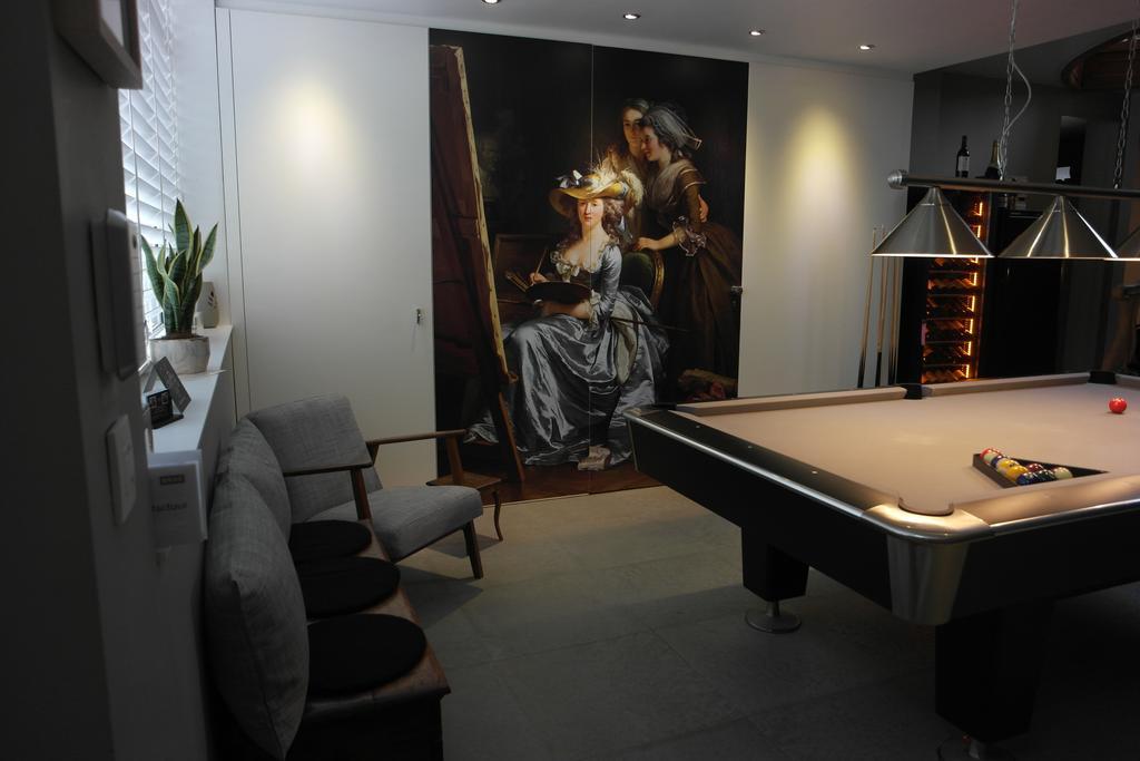 B&B Sixteen Brugge Buitenkant foto