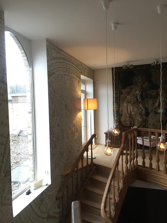 B&B Sixteen Brugge Buitenkant foto