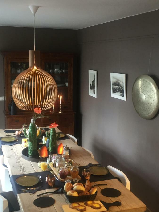 B&B Sixteen Brugge Buitenkant foto